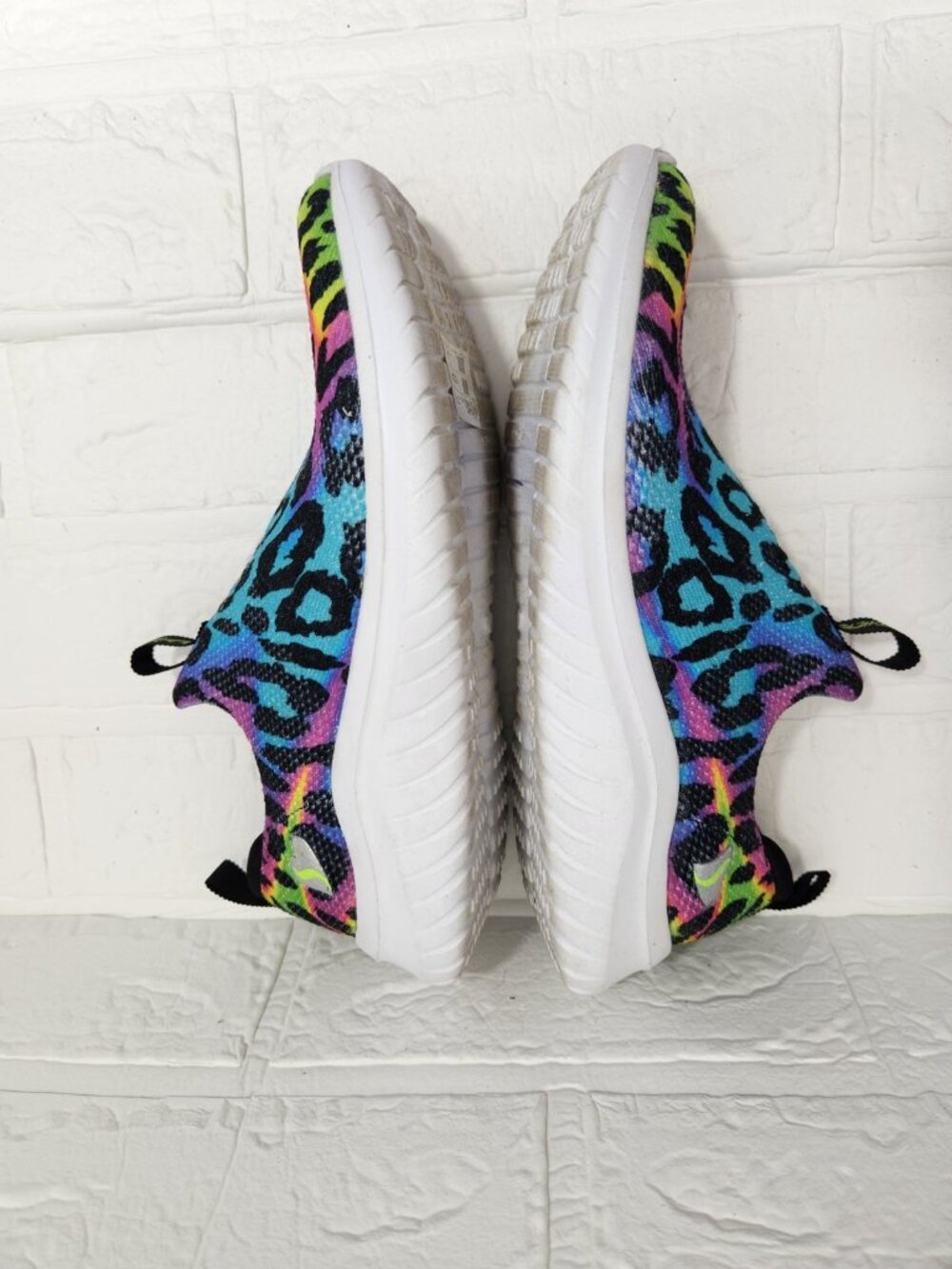 Skechers Ultra Flex 2.0 Safari Fresh Shoes Women Size 4 Slip On Leopard Memory - Picture 5 of 9
